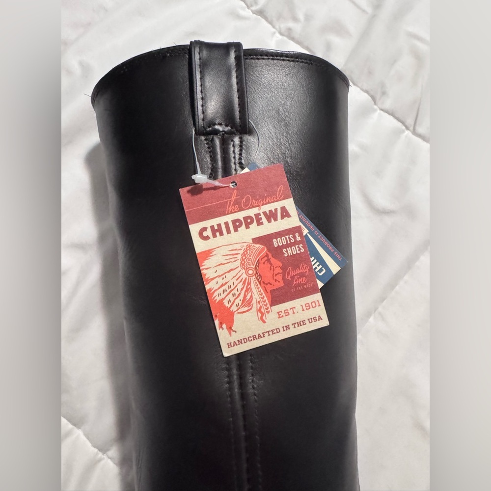Chippewa Women's Whirlwind Original Roper Boots
Size 7